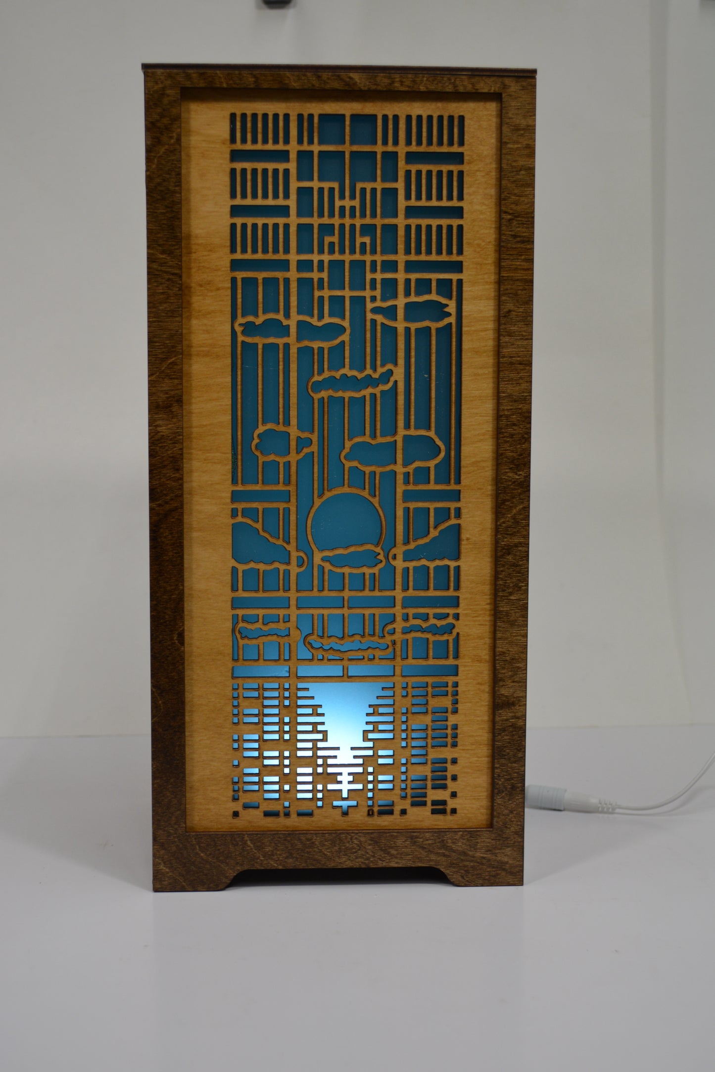 Frank Llyod Wright Inspired Table Accent Lamp Design 2